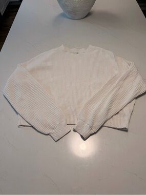 Hollister Cream Ribbed Crewneck Sweater - Women's